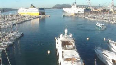 Imagen de vista previa de la cámara web Toulon - harbour